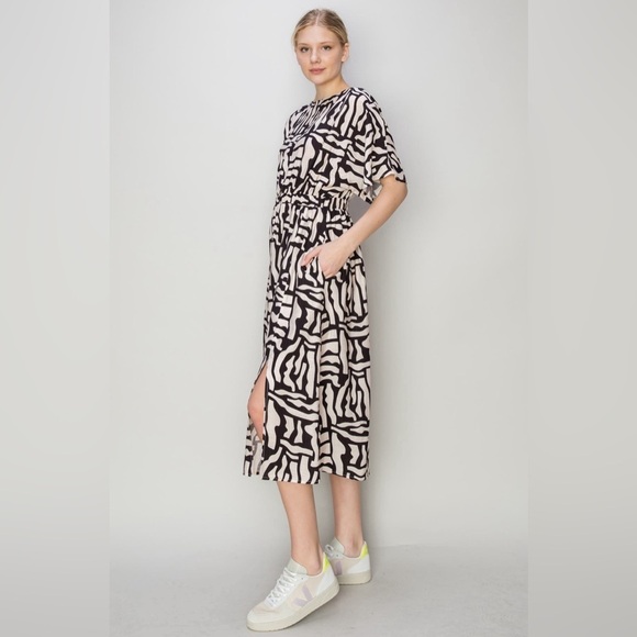 MELLODAY Dresses & Skirts - MELLODAY Print Bateau Neck Dress